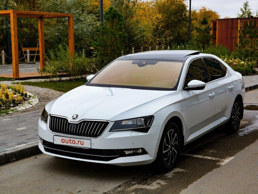 Шкода Суперб 3 белый