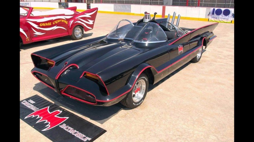 Бэтмобиль 1966 года