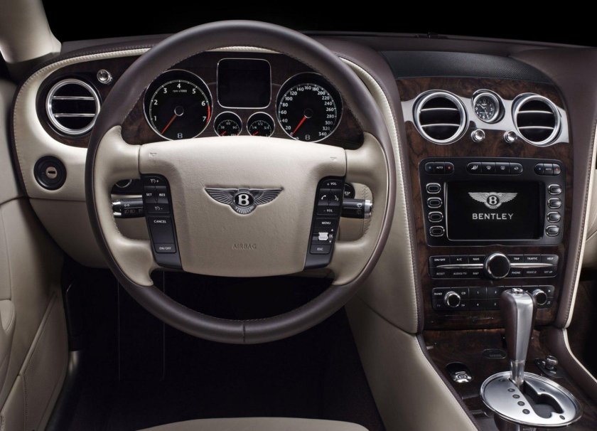 Бентли Континенталь 2007 салон