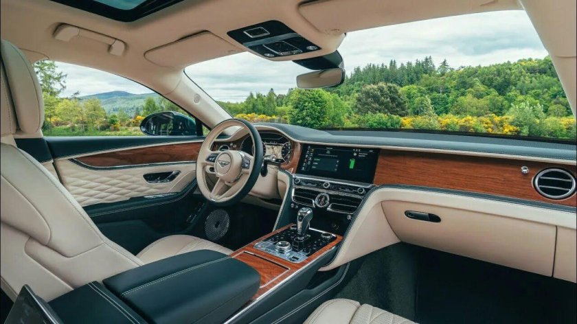 Bentley Flying Spur 2022