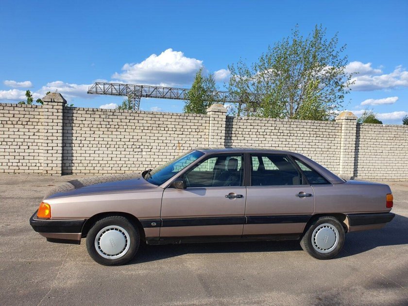 Ауди 100 1989