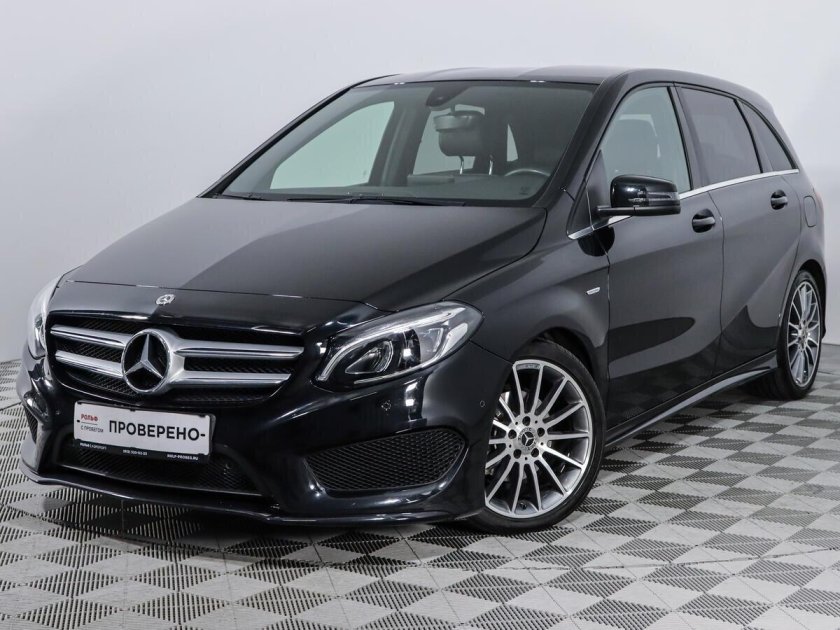 Мерседес 2018 года