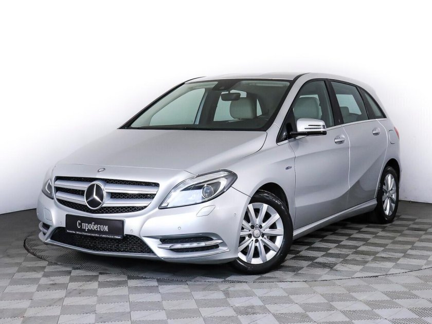 Мерседес б 180 2012