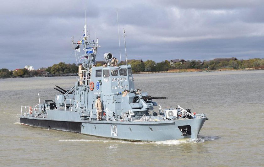 Бронекатер Шмель