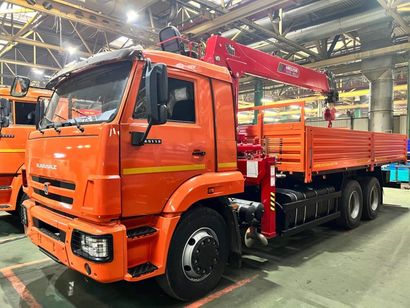 КАМАЗ 65115 бортовой с КМУ