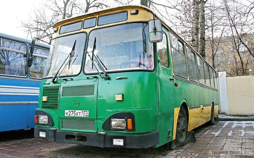 ЛИАЗ 677 грузовой