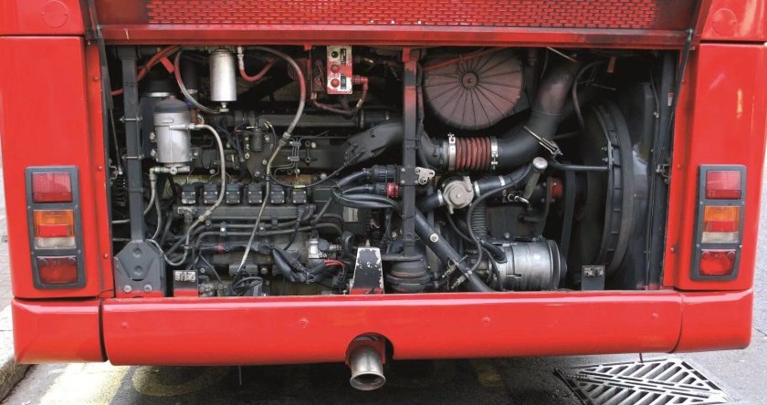 Двигатель автобуса