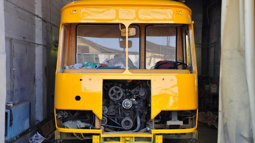 ЛИАЗ-677 кабина