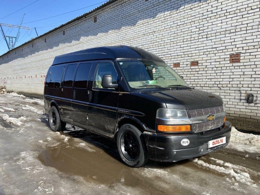 Chevrolet Express задние стекла