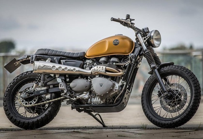 Триумф Бонневиль скремблер