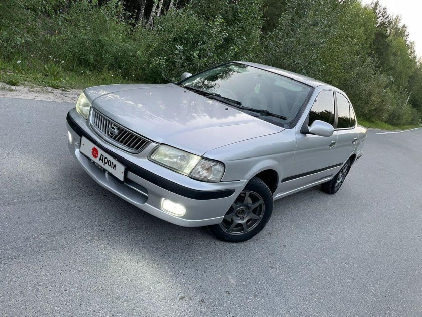 Nissan sunny 2001