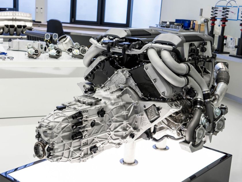 Мотор w16 Бугатти