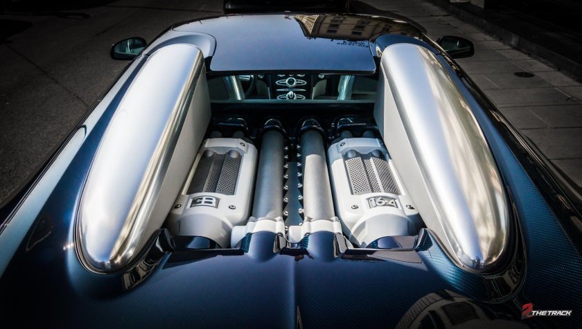 Мотор Бугатти Вейрон w16