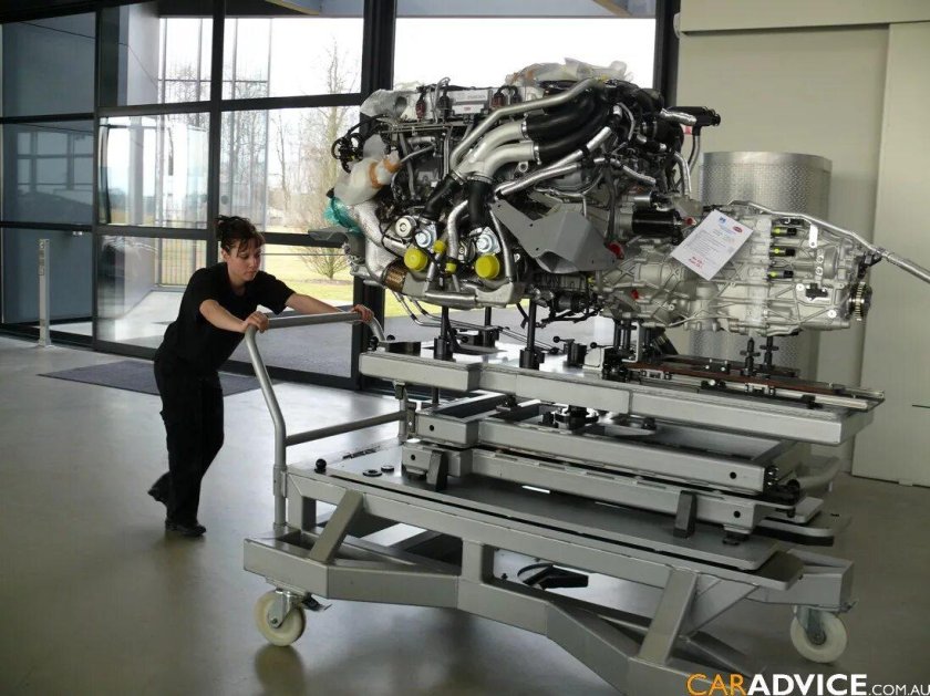 Мотор Бугатти Вейрон w16