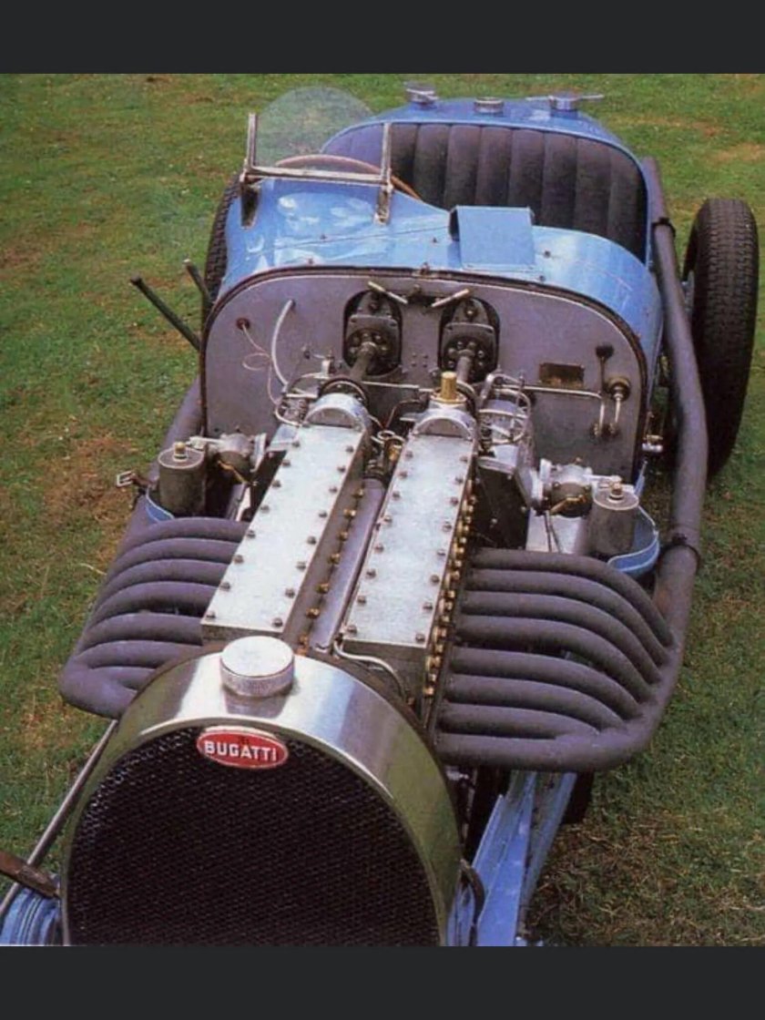 W16 двигатель Bugatti