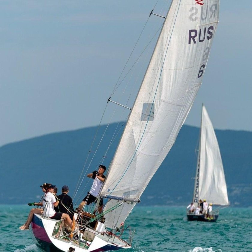 Швертбот Конрад 585