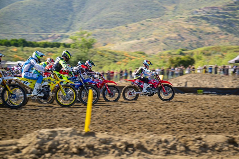 Мотокросс старт