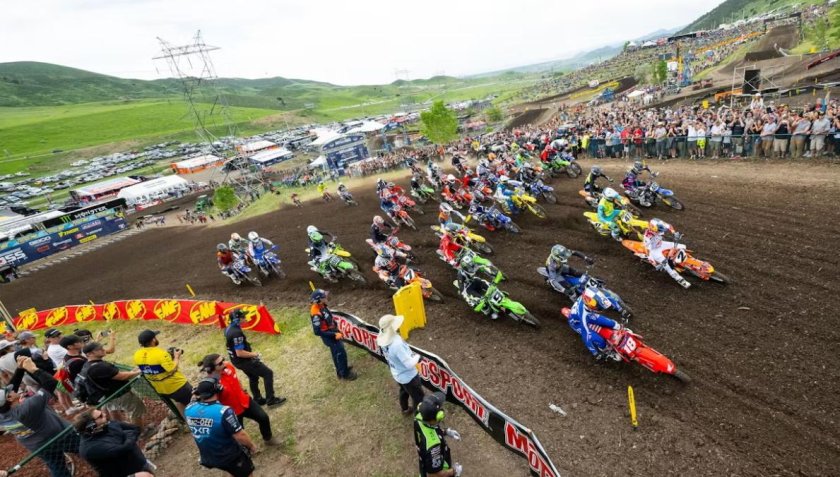 Ама мотокросс