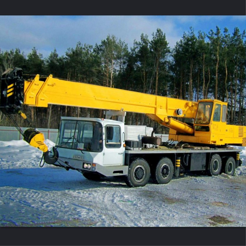 Кран Январец КС 6471 40т