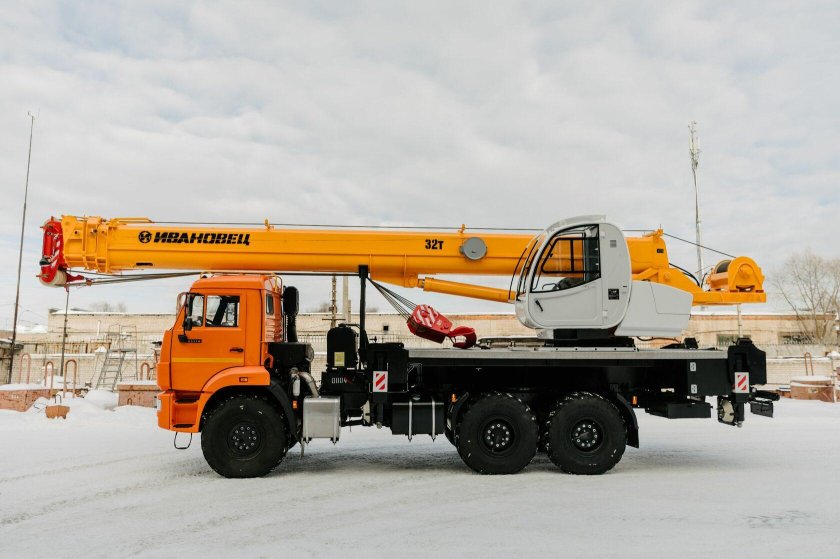 Автокран КС-55717к-3 Air