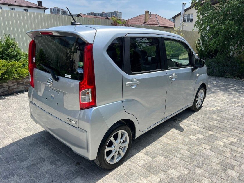 Дайхатсу мув