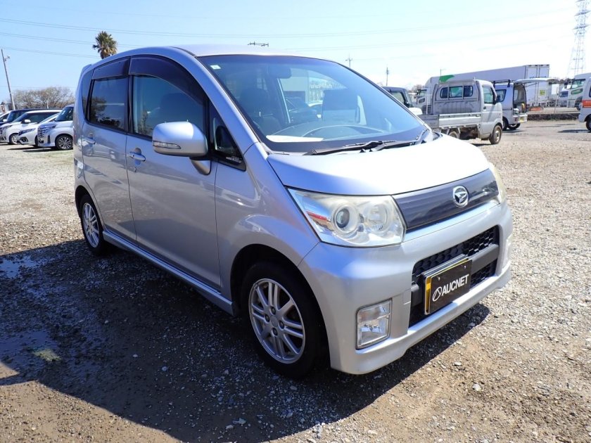 Daihatsu move custom