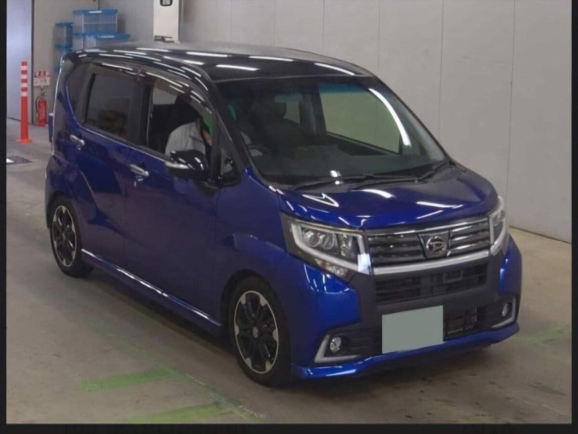 Daihatsu move custom 2012