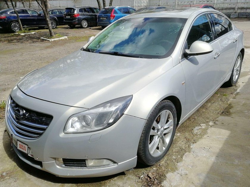 Opel Insignia 2011