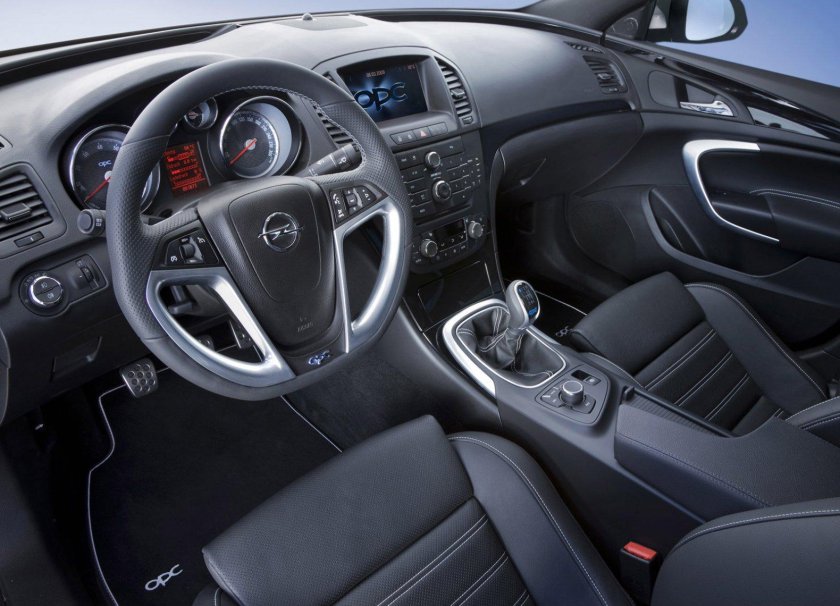 Opel Insignia OPC