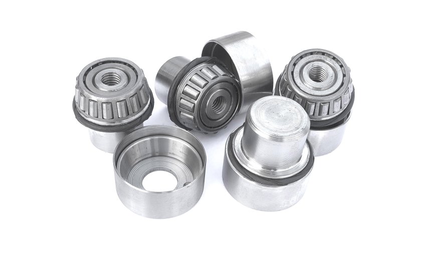 Шкворень УАЗ 452 на подшипниках