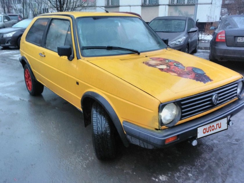 Желтый гольф 2