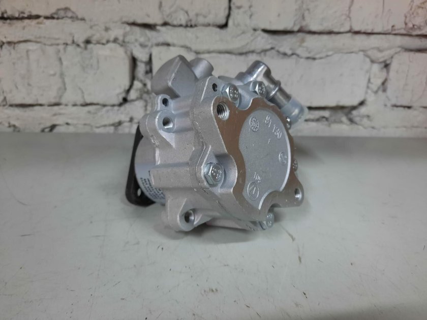 Насос гидроусилителя ВАЗ 2112