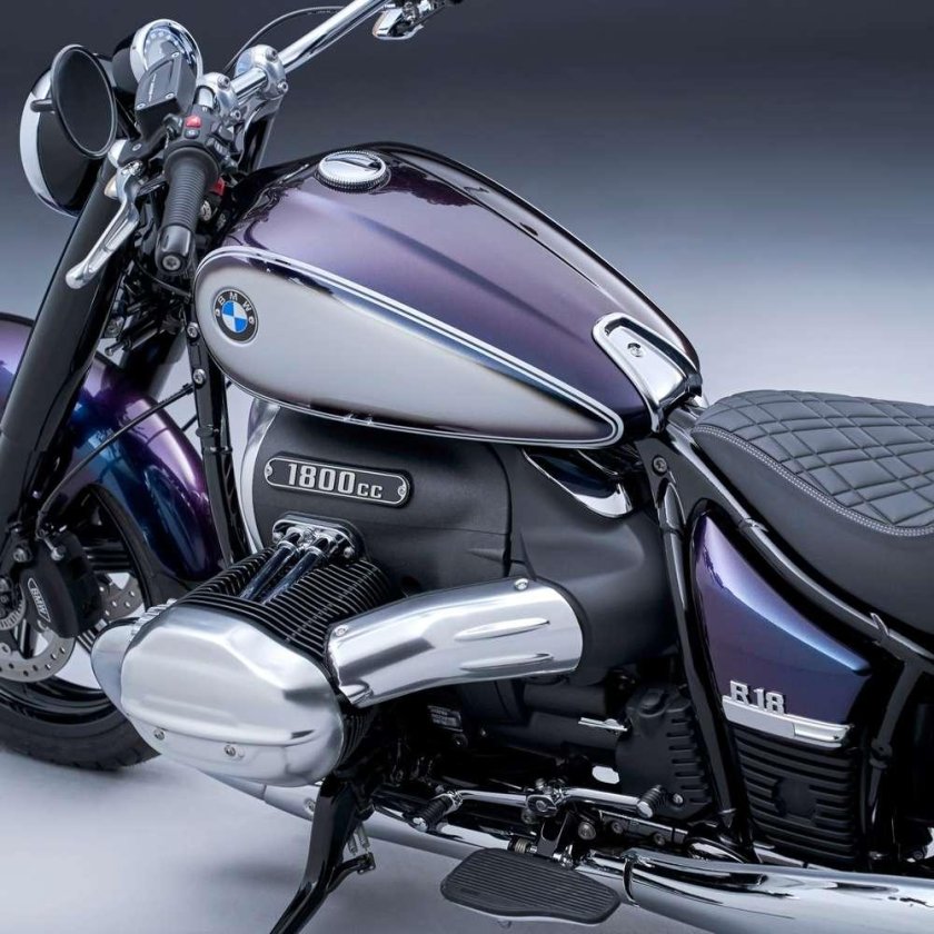 Мотоцикл БМВ круизер