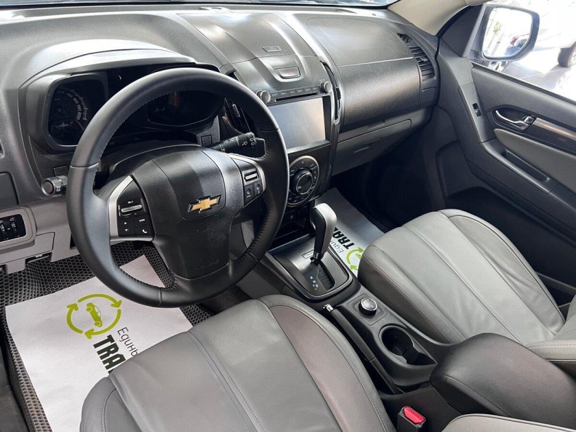 Chevrolet trailblazer 2