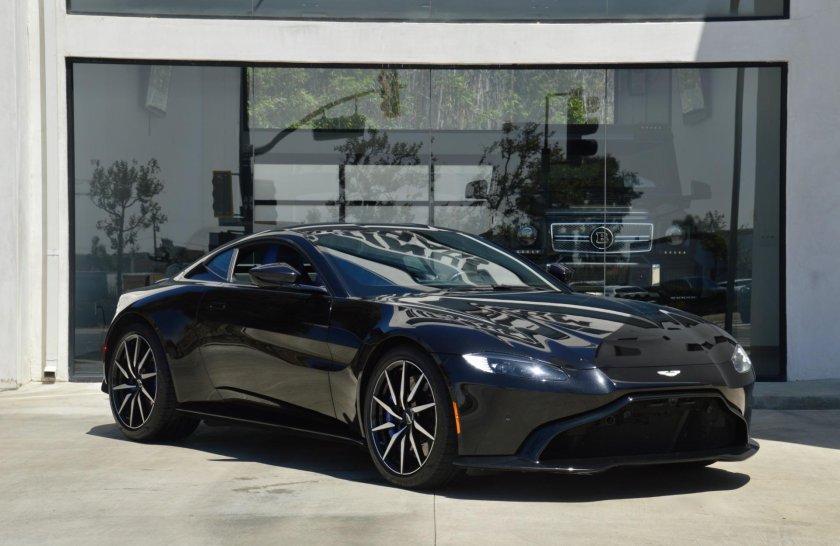 Aston martin vantage