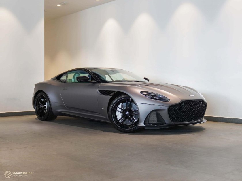 Aston martin dbs superleggera