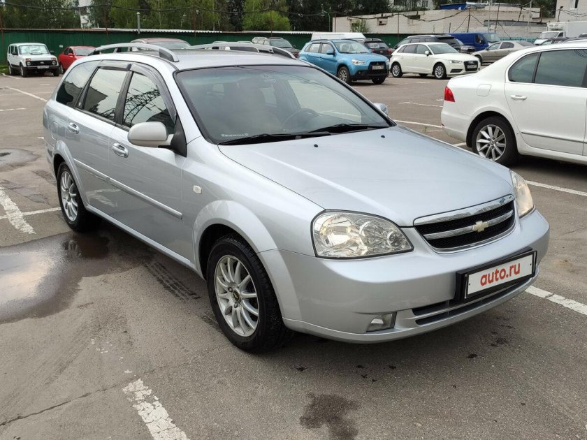Chevrolet lacetti 2010 универсал