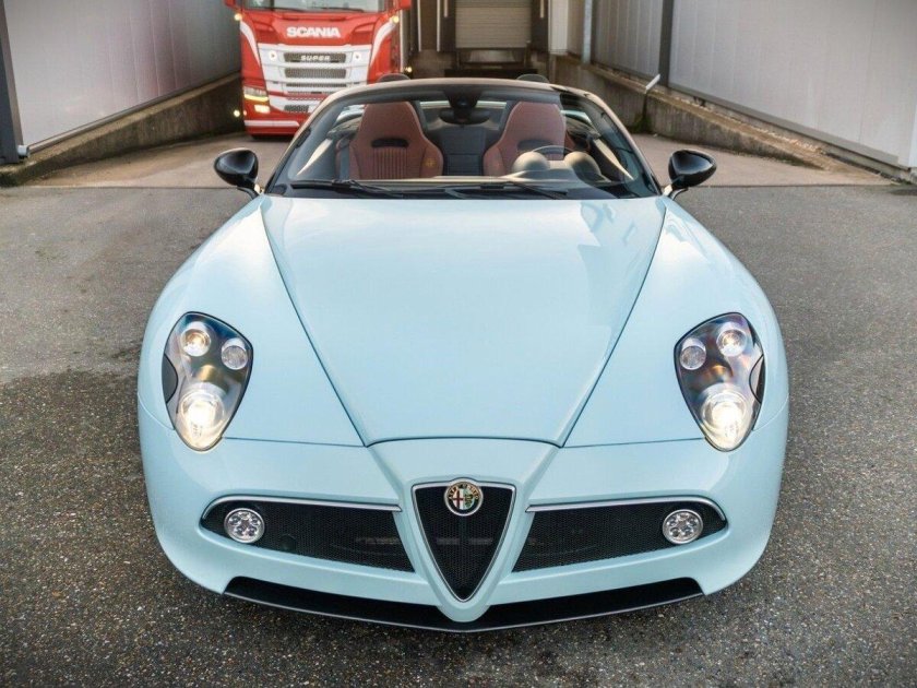 Alfa romeo 8c spider