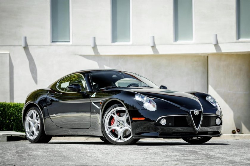 Alfa Romeo 8c