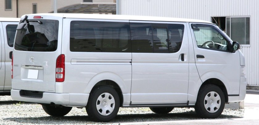 Toyota hiace h 200