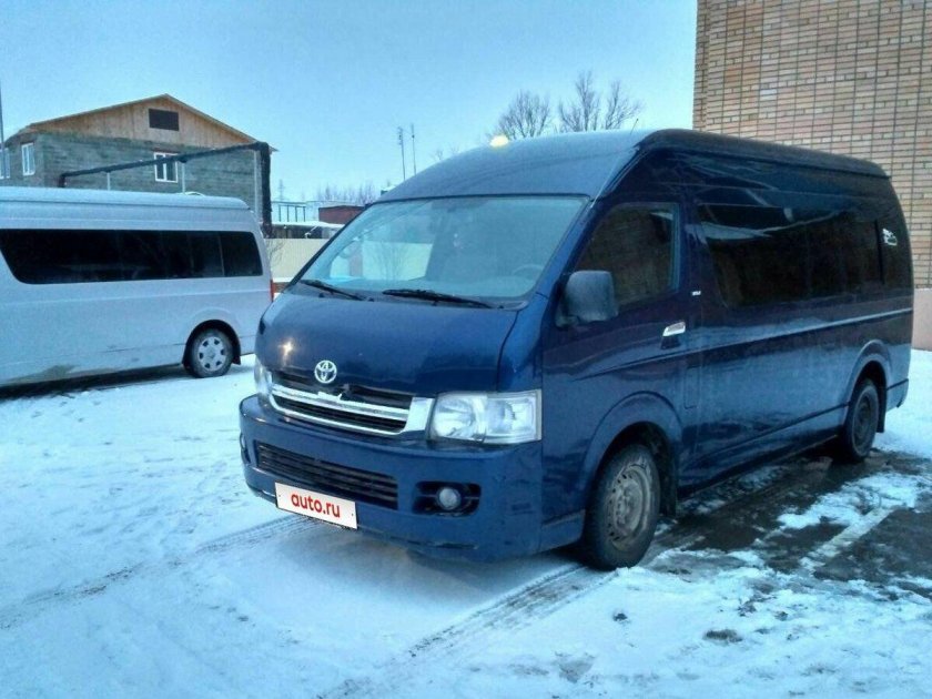 Toyota Hiace h200