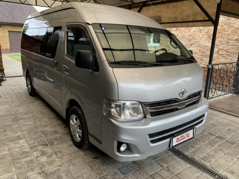 Тойота Hiace h200