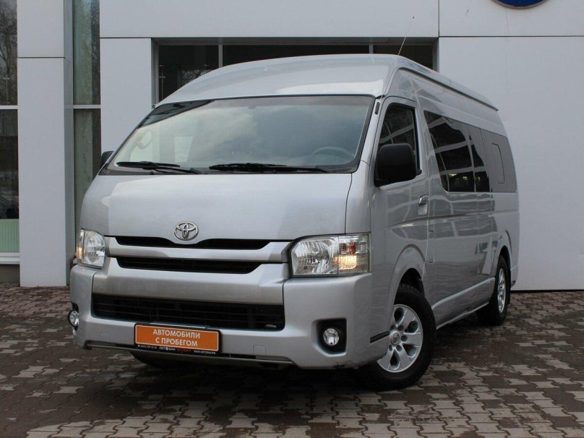 Toyota Hiace h200 Рестайлинг