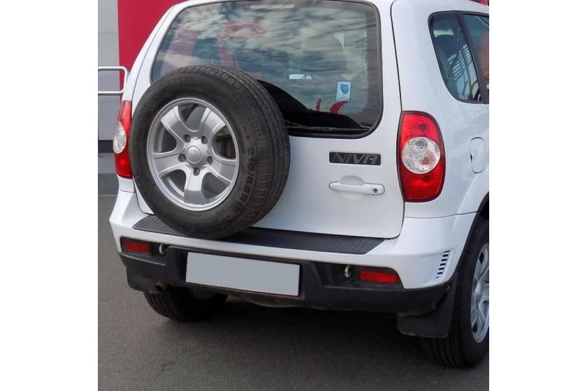 Задний бампер Шевроле Нива Бертоне