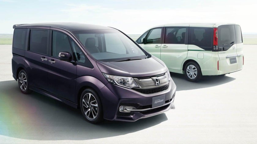 Honda Stepwgn 2015