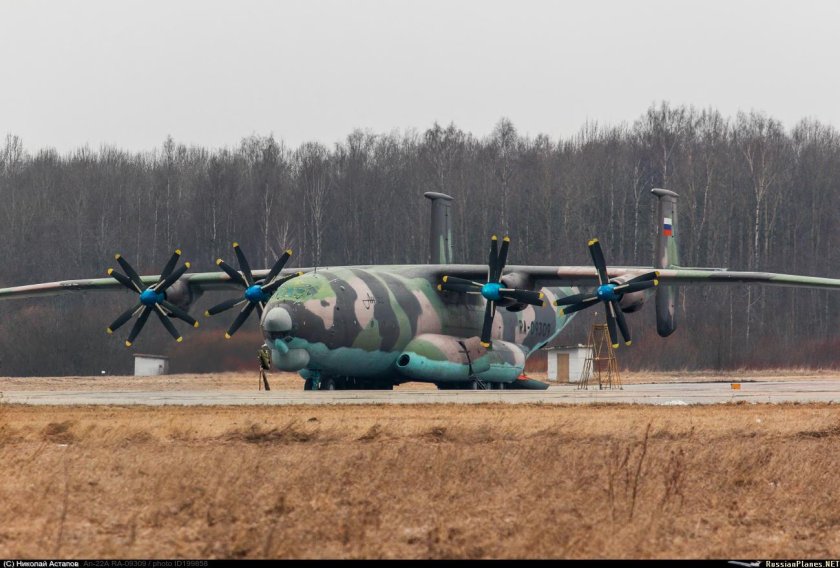 Самолёт ан 22 антей