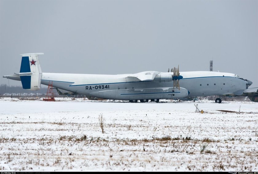Самолёт Антей АН-22
