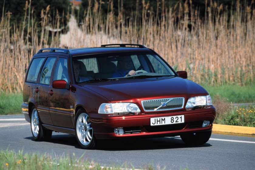 Volvo v70 2000