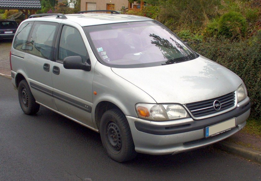 Opel sintra 2005