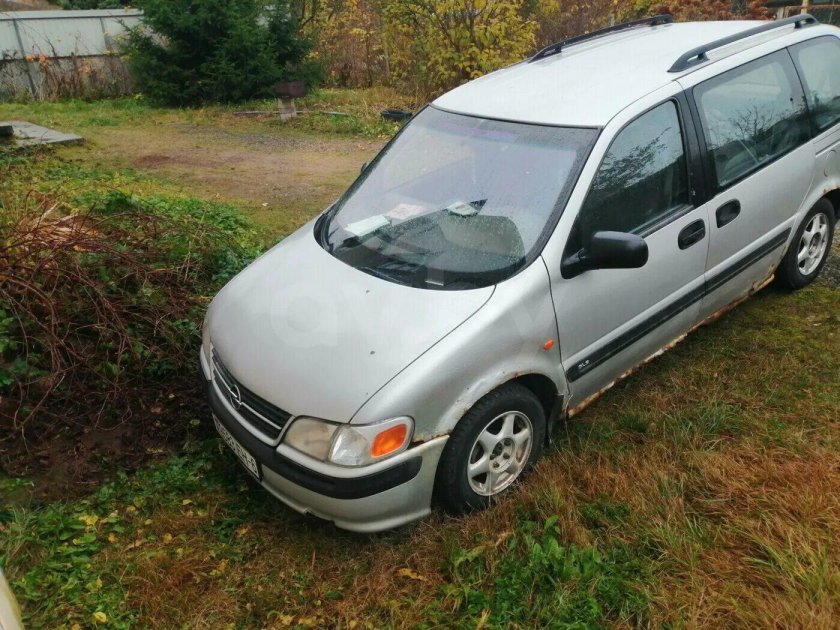Opel Sintra, 1999